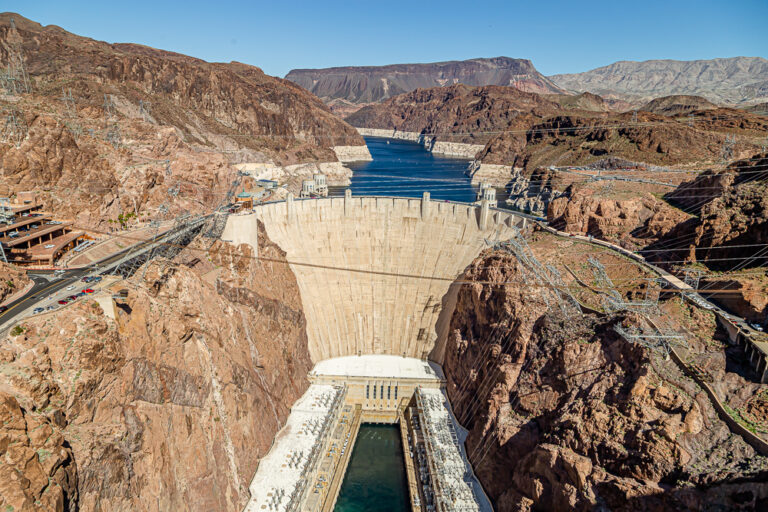 Fall in LOVE with The Hoover Dam